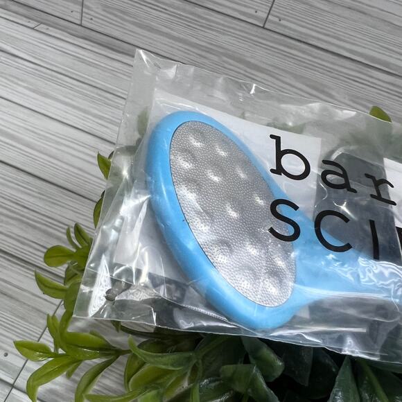 NEW Barefoot Scientist 'Smooth Things Over' Dual-Sided Pedicure Foot File - Picture 3 of 7